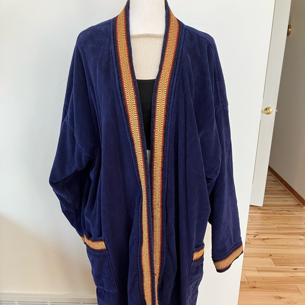 Yves Saint Laurent bathrobe - Picture 2 of 9